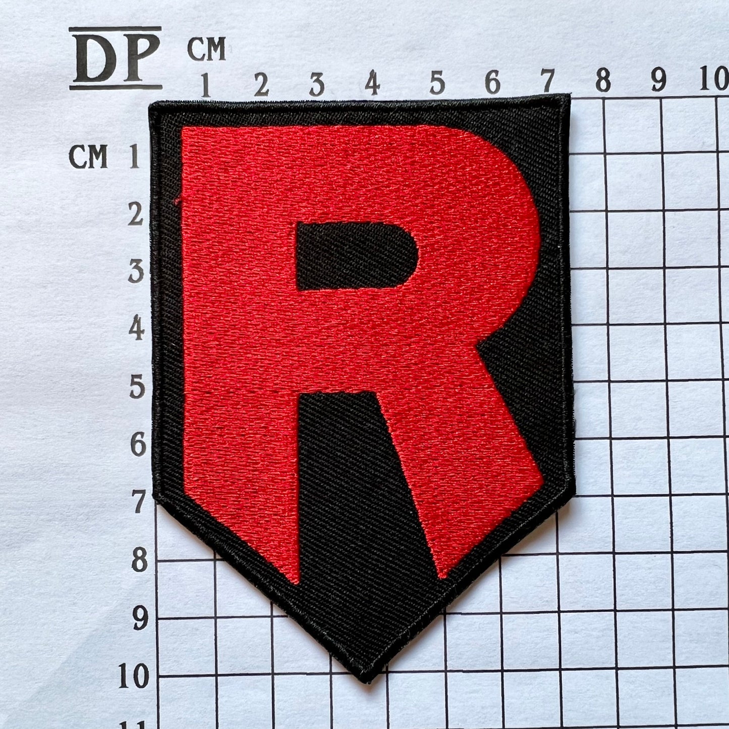 Pokémon Team Rocket Giovanni Costume Embroidered Patch Sew On Iron On Badge Parche DIY Pokemon Go Jessie James Meowth Demogorgon Patches DP