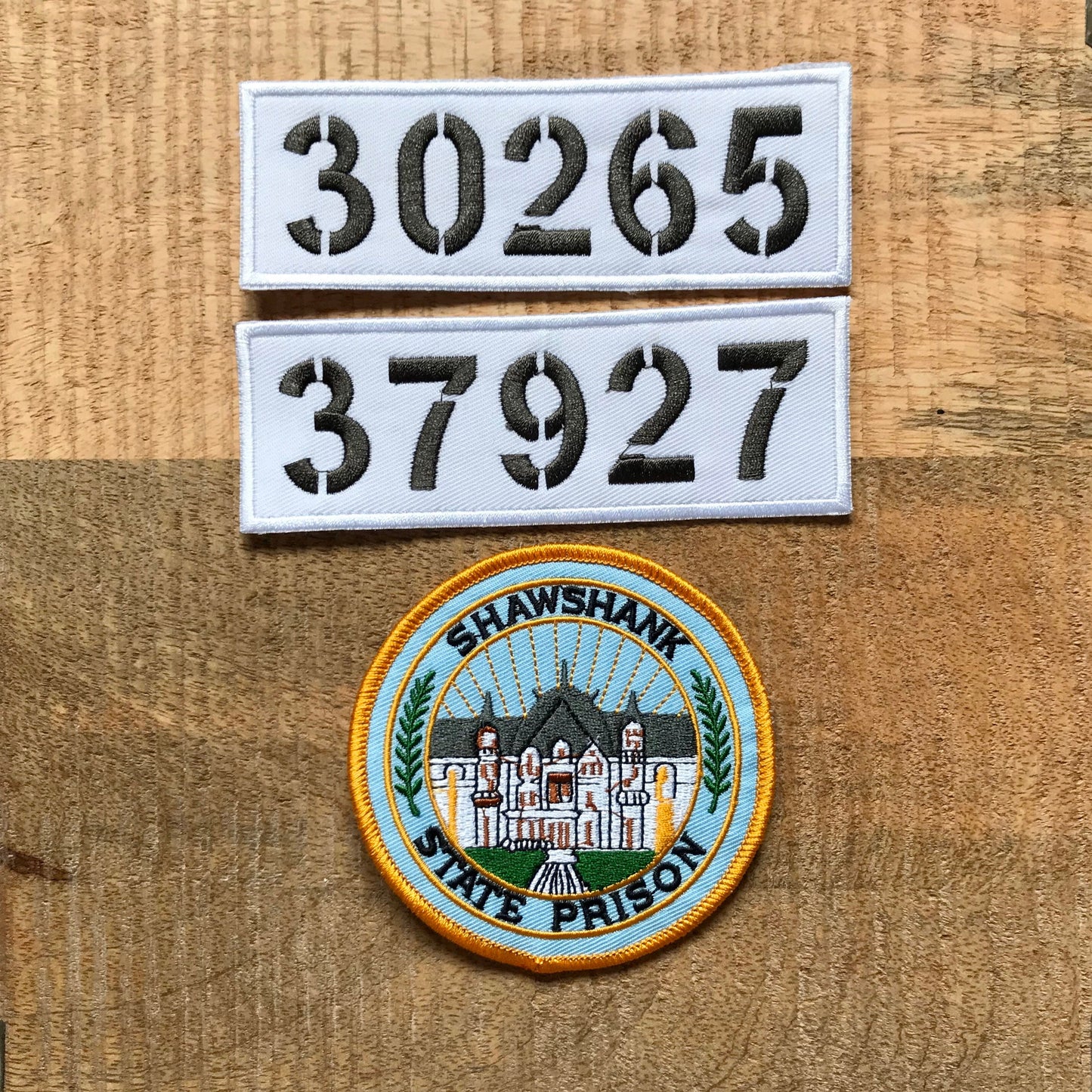 The Shawshank Redemption Patch Guard Hadley Embroidered Sew On Iron On Patch Badge Parche DIY Costume Andy Dufresne Demogorgon Patches DP